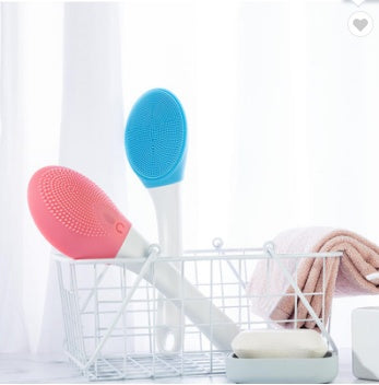 Electric massage rubbing device